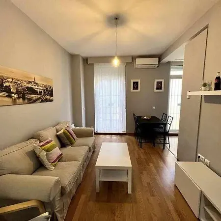 Talavera Atico Con Terraza Y Parking Apartamento Sevilha